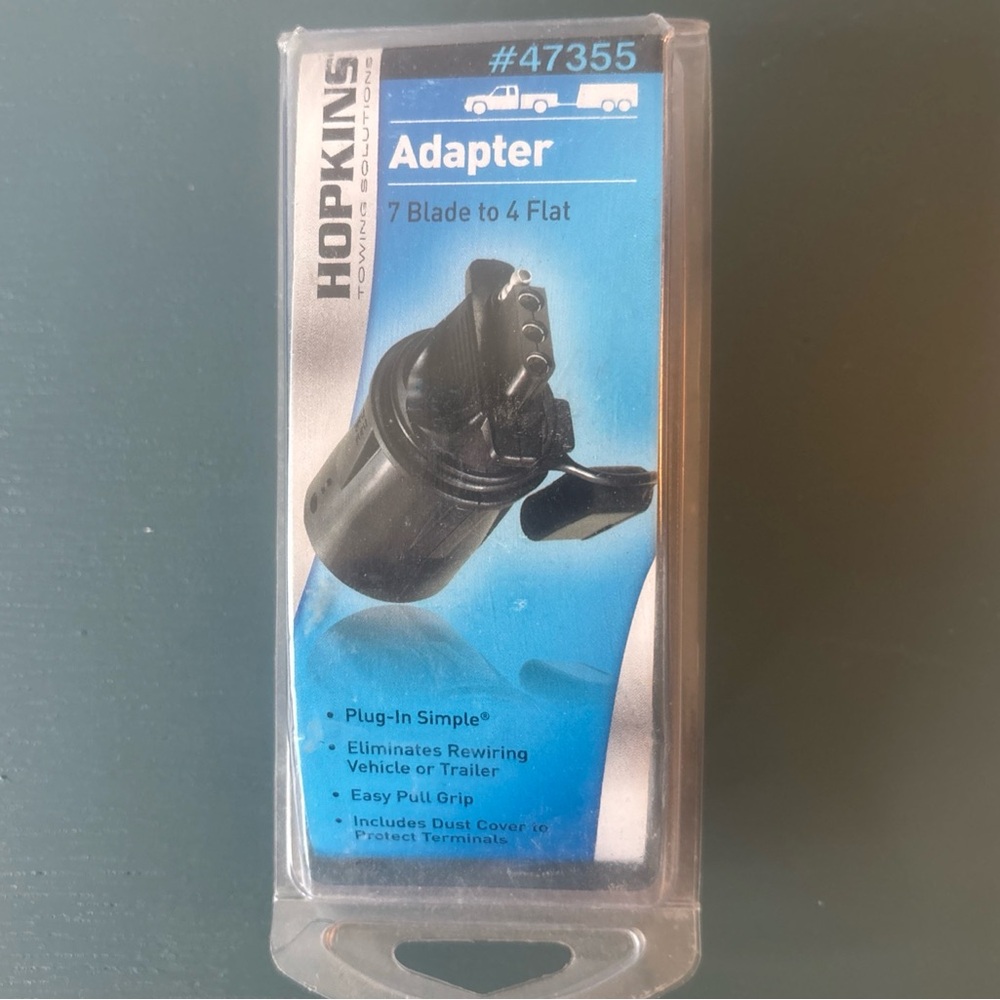 Trailer Towing Adapter 7 to 4 Blade Flat Adapter - Hopkins Manufacturing 47355